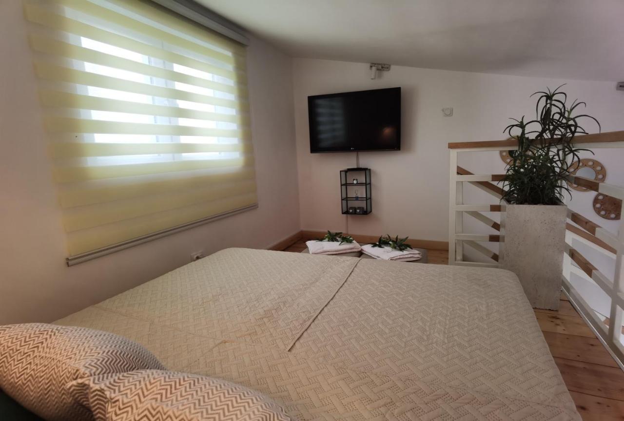 Zona Apartments 2 Zrenjanin Bagian luar foto